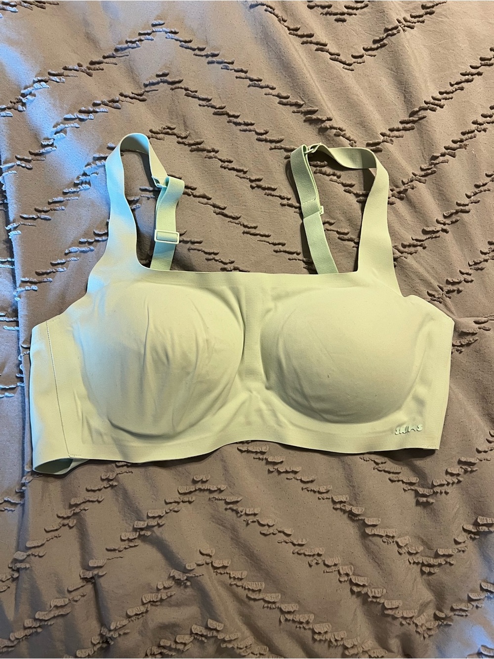 Skims Seamless Light Green Moulded Wireless Bra